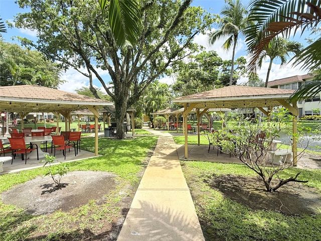 5171 W Oakland Park Boulevard 312, Lauderdale Lakes, FL 33313