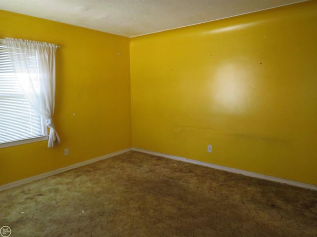 22404 Rausch Avenue, Eastpointe, MI 48021