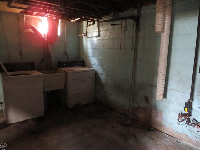 22404 Rausch Avenue, Eastpointe, MI 48021