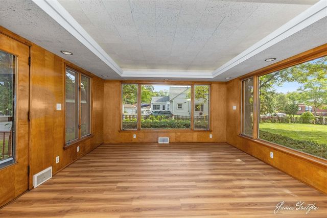 2352 Jefferson Drive, Grand Rapids, MI 49507