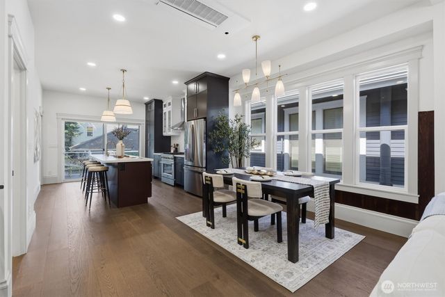 1721 3rd Avenue N, Seattle, WA 98109