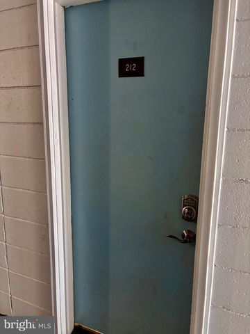 11 62nd St Apt 212, Ocean City, MD 21842