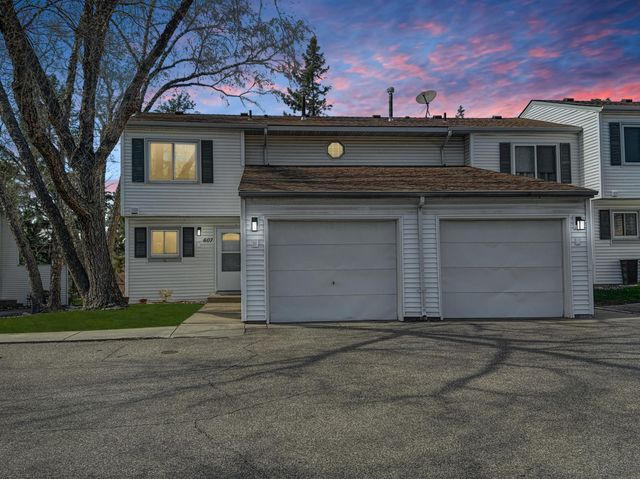 607 E Burnsville Parkway 13, Burnsville, MN 55337
