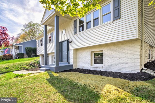 333 GOLF HILLS RD, Havertown, PA 19083