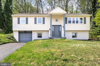 333 GOLF HILLS RD, Havertown, PA 19083