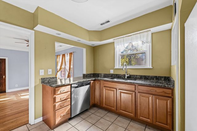 1906 N Vermilion Street, Danville, IL 61832