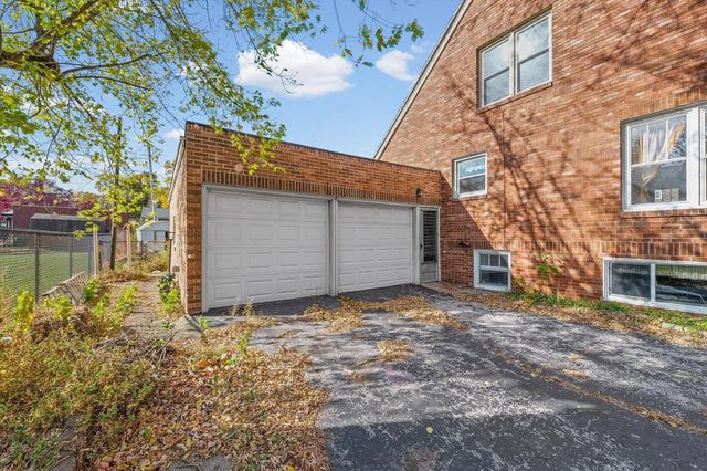 1906 N Vermilion Street, Danville, IL 61832