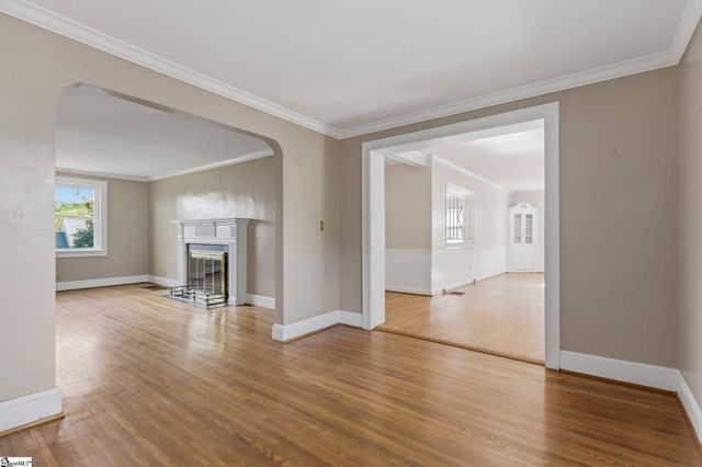 305 E Faris Road, Greenville, SC 29605
