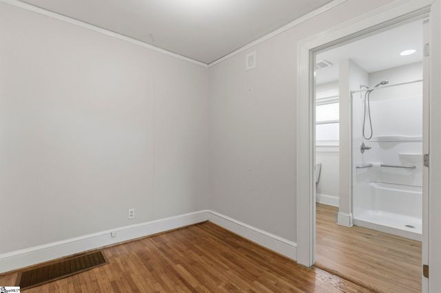 305 E Faris Road, Greenville, SC 29605