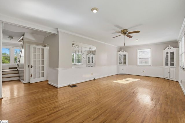 305 E Faris Road, Greenville, SC 29605