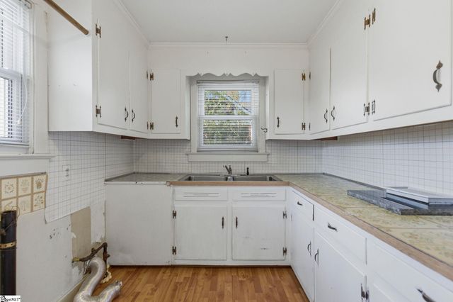 305 E Faris Road, Greenville, SC 29605