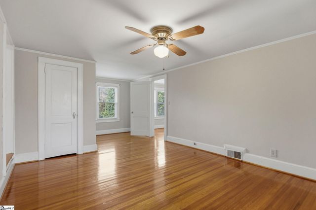 305 E Faris Road, Greenville, SC 29605