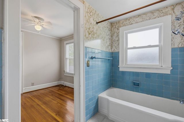 305 E Faris Road, Greenville, SC 29605