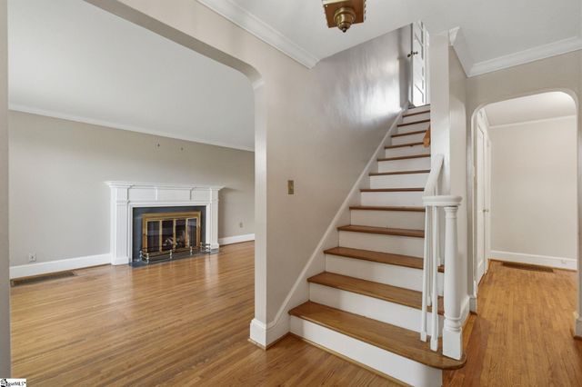 305 E Faris Road, Greenville, SC 29605