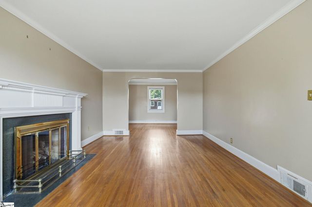 305 E Faris Road, Greenville, SC 29605