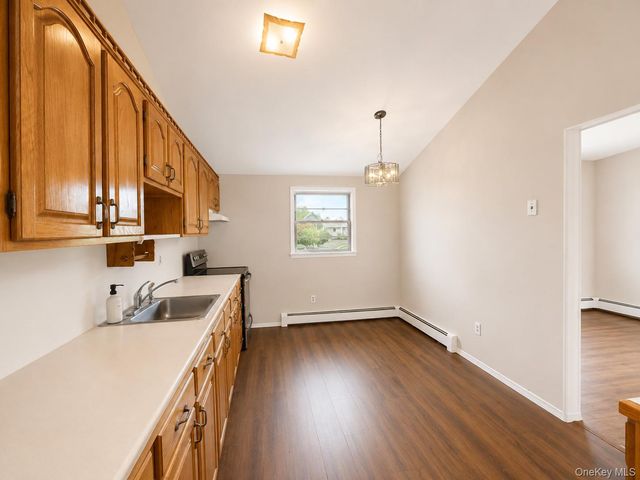 95 W Lake Drive, Lindenhurst, NY 11757