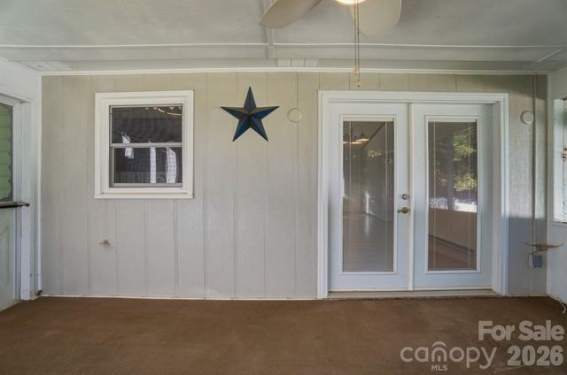4604 Oakwood Circle, Gastonia, NC 28056