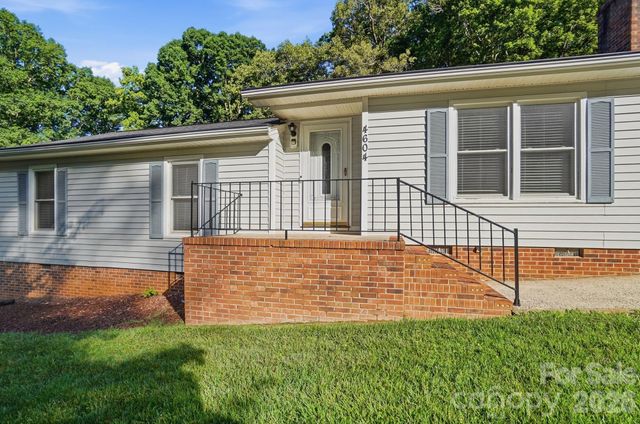 4604 Oakwood Circle, Gastonia, NC 28056