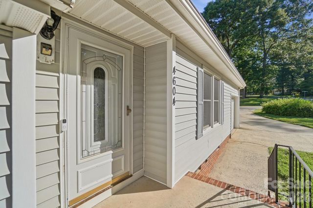4604 Oakwood Circle, Gastonia, NC 28056