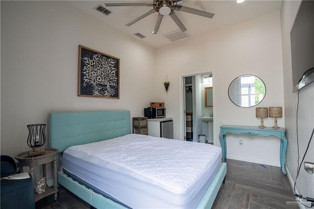 3712 S J Street, Mcallen, TX 78503