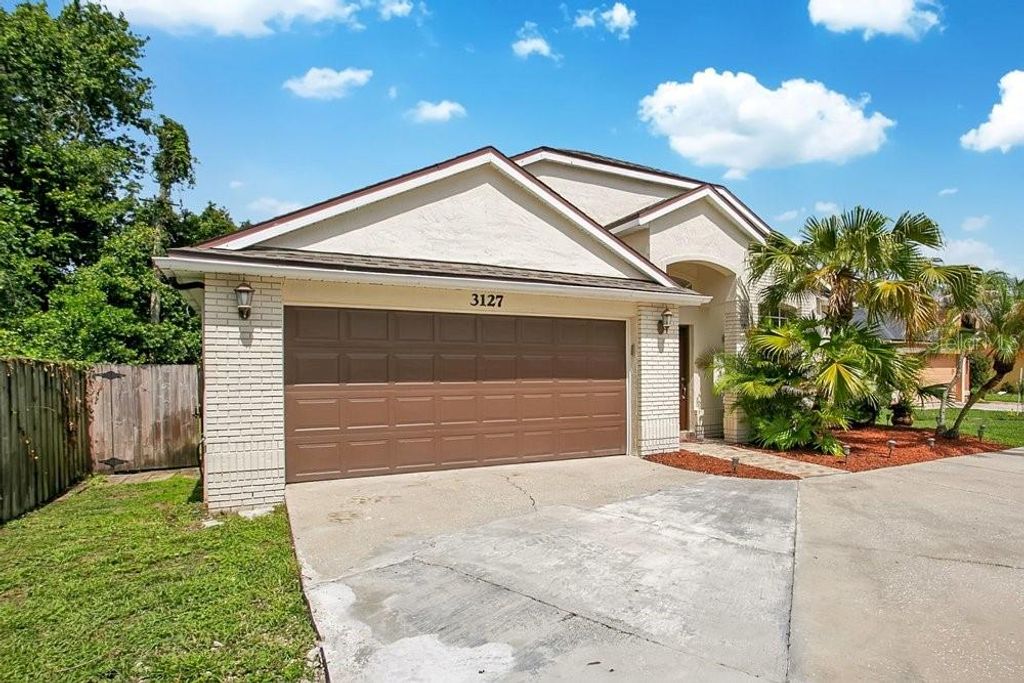 Image 2 of property listing at 3127 BIRMINGHAM BOULEVARD, Orlando, FL 32829