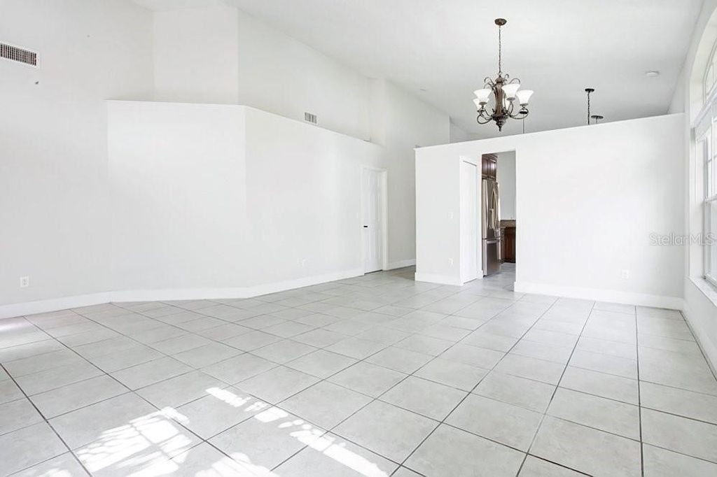 Image 11 of property listing at 3127 BIRMINGHAM BOULEVARD, Orlando, FL 32829