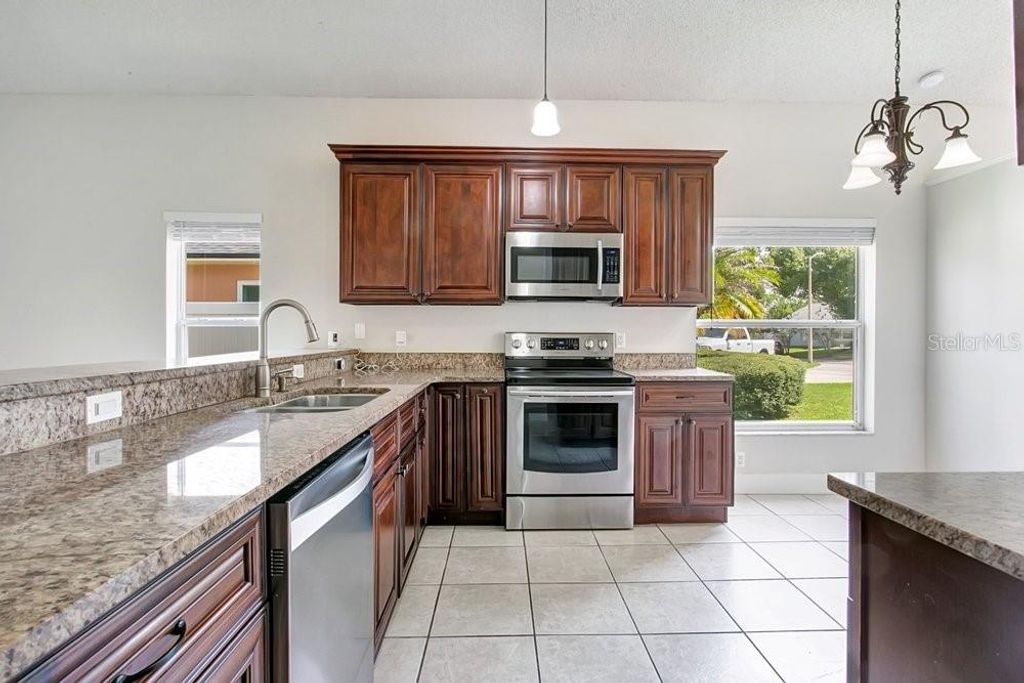 Image 7 of property listing at 3127 BIRMINGHAM BOULEVARD, Orlando, FL 32829