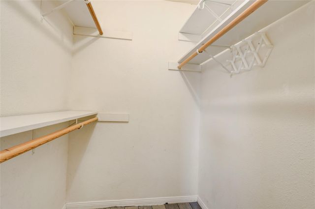 2106 N San Antonio Avenue, Pearland, TX 77581