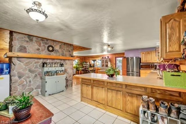 225 Township Road 581, Sullivan, OH 44880