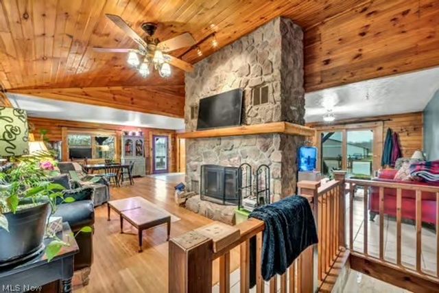 225 Township Road 581, Sullivan, OH 44880