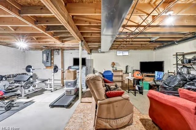 225 Township Road 581, Sullivan, OH 44880