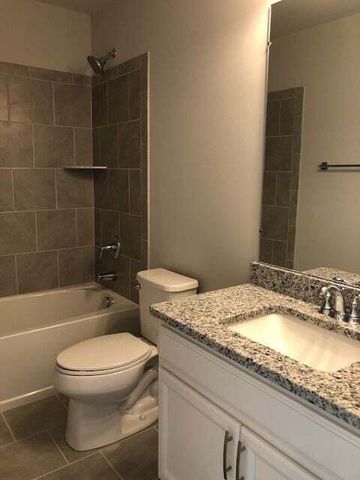 2780 Ashcombe Drive, Ann Arbor, MI 48105