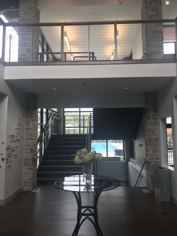2780 Ashcombe Drive, Ann Arbor, MI 48105