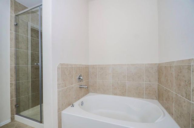 16323 Brookside Willow Lane, Houston, TX 77084