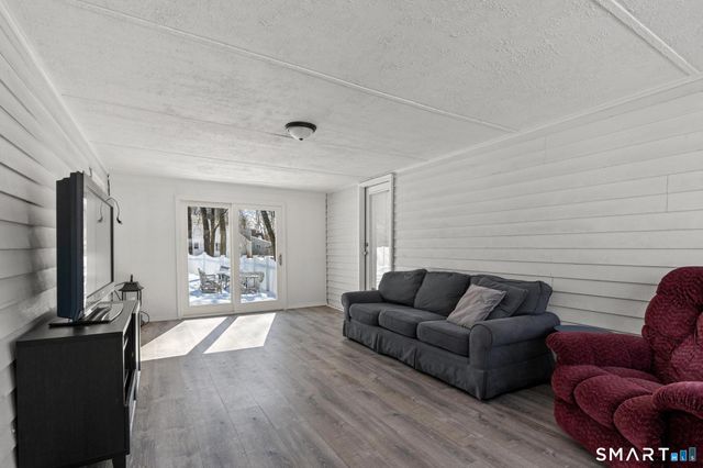 29 Silver Lane, Enfield, CT 06082