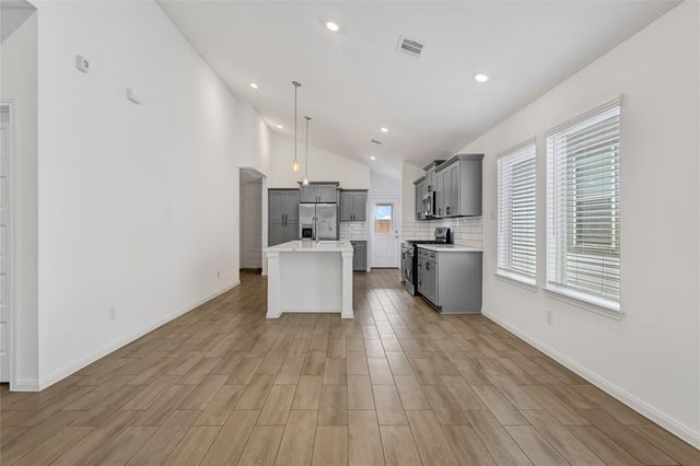 8043 Cypress Bonsai Drive, Cypress, TX 77433