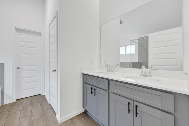 8043 Cypress Bonsai Drive, Cypress, TX 77433