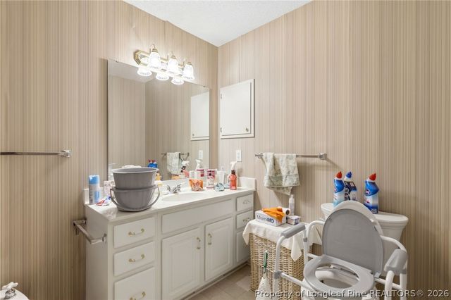 405 John McQueen Road, Aberdeen, NC 28315
