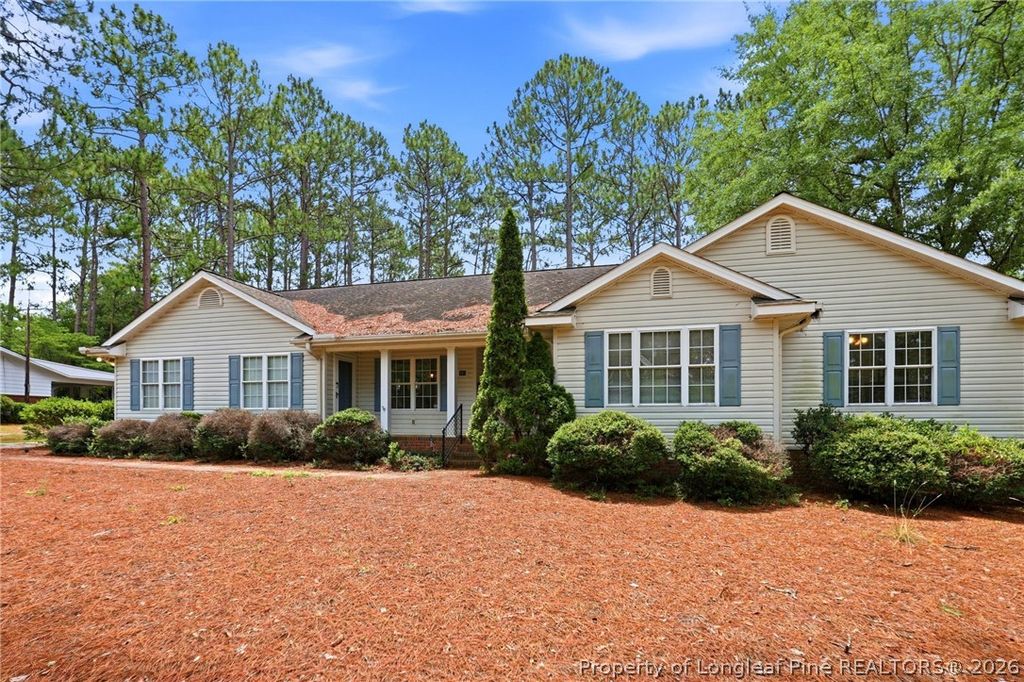 405 John McQueen Road, Aberdeen, NC 28315
