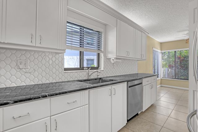 5869 Sugar Palm Court C, Delray Beach, FL 33484