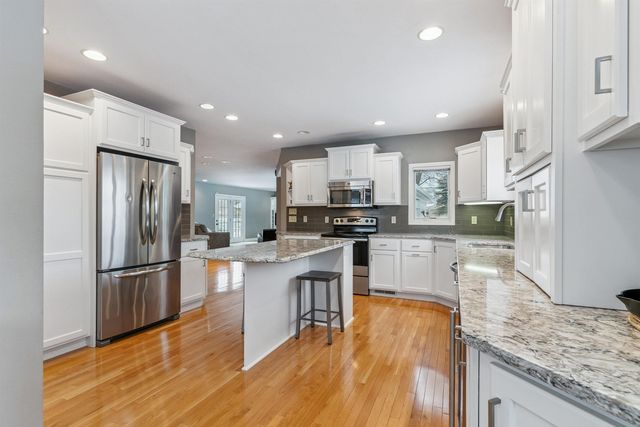 581 Sheridan Road, Waterloo, IA 50701