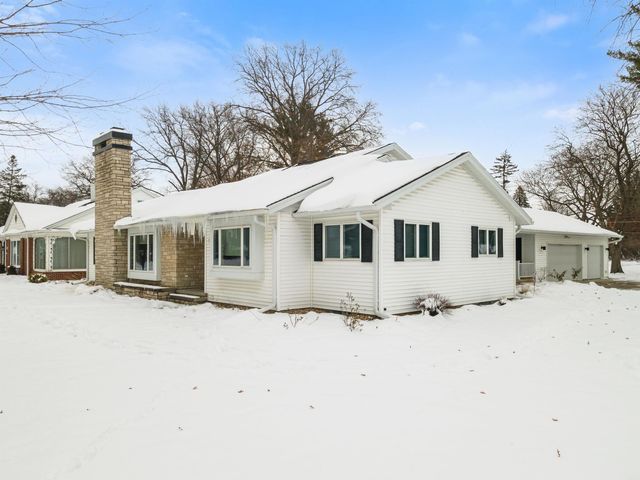 581 Sheridan Road, Waterloo, IA 50701