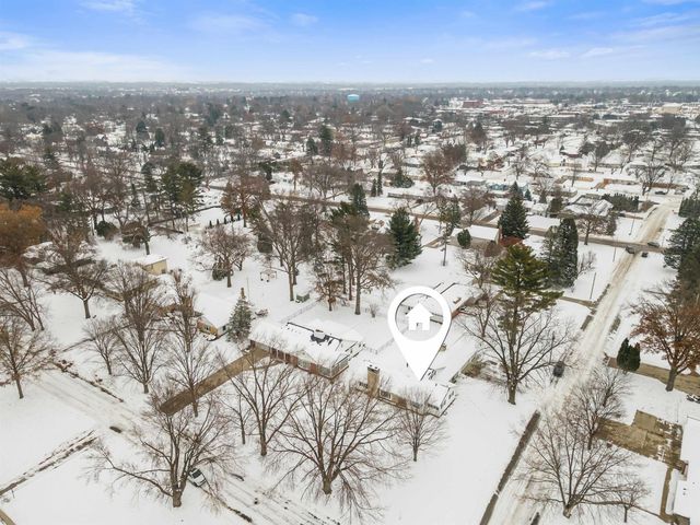 581 Sheridan Road, Waterloo, IA 50701