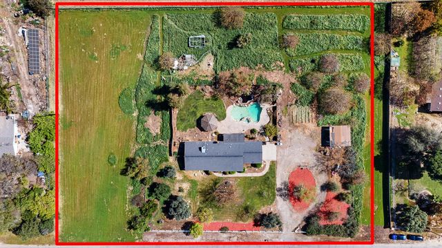 2196 N Ring Avenue, Fresno, CA 93723