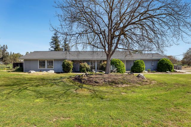 2196 N Ring Avenue, Fresno, CA 93723