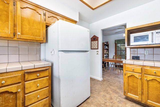 2196 N Ring Avenue, Fresno, CA 93723