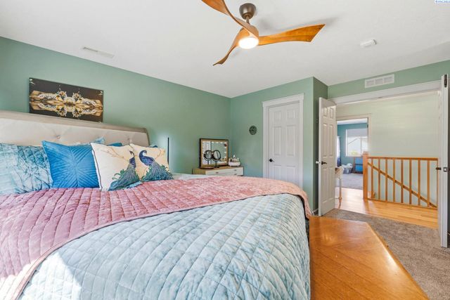 1716 Manchester St., Richland, WA 99352