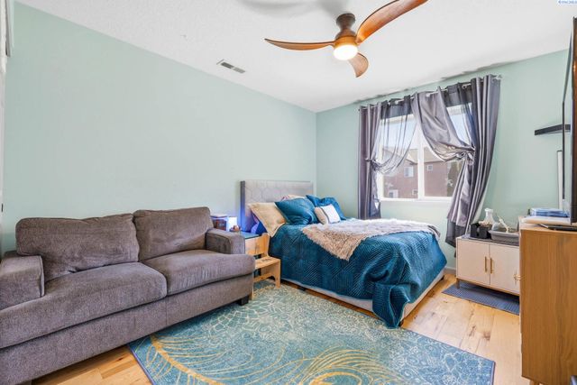 1716 Manchester St., Richland, WA 99352