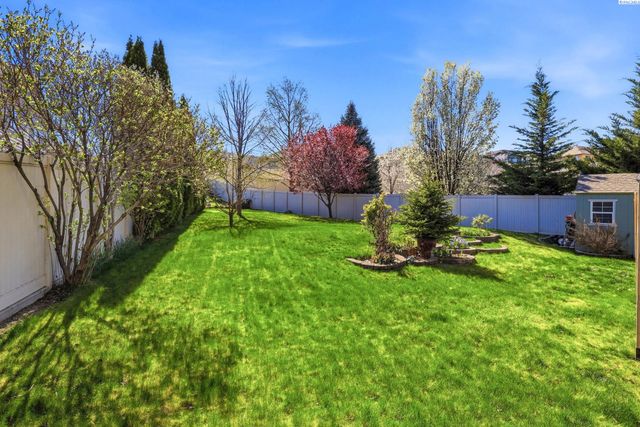 1716 Manchester St., Richland, WA 99352