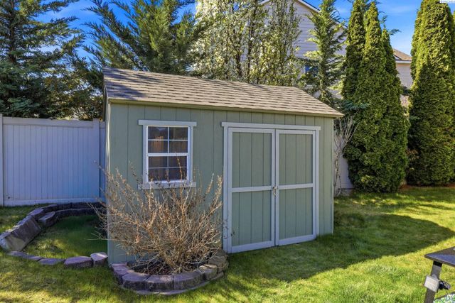 1716 Manchester St., Richland, WA 99352